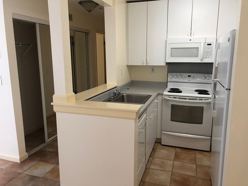 1st image of 473 Jean St APT 103