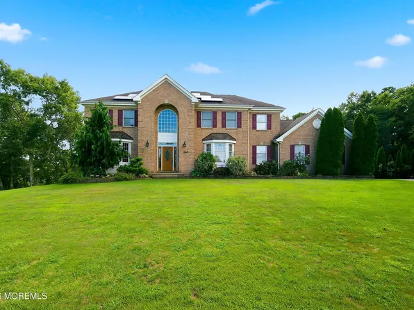 240 Kristine Avenue, Manahawkin, NJ 08050