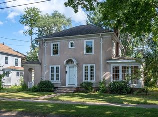 78 Maynard Rd, Northampton, MA 01060