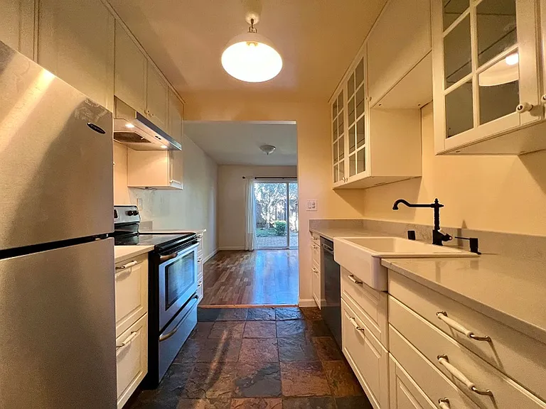 4083 Tokay Dr — Photo 6