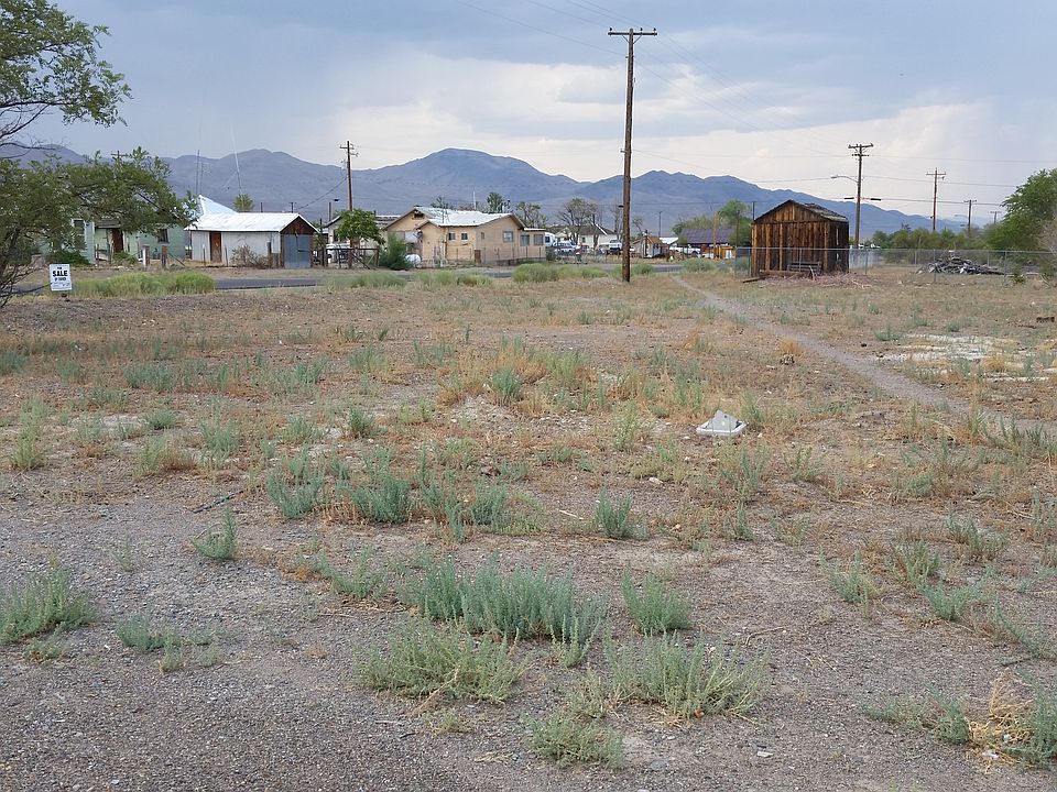 2nd image of 909 A St