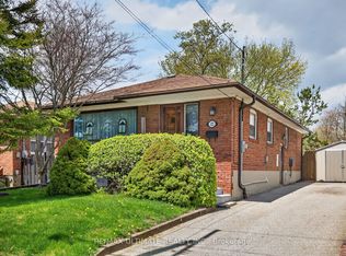 122 Nelson St, Toronto, ON M1J 2W2