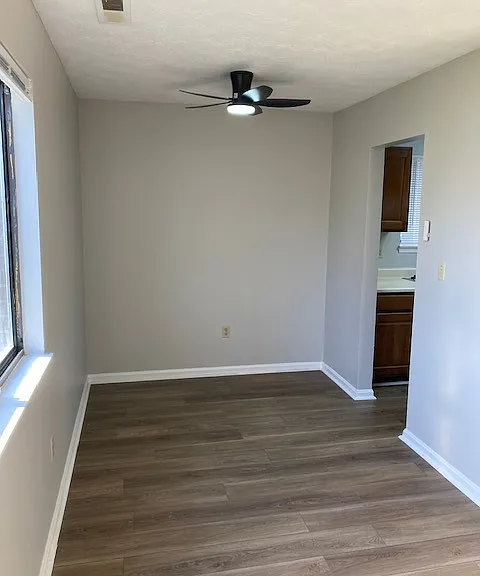 dining area with ceiling fan