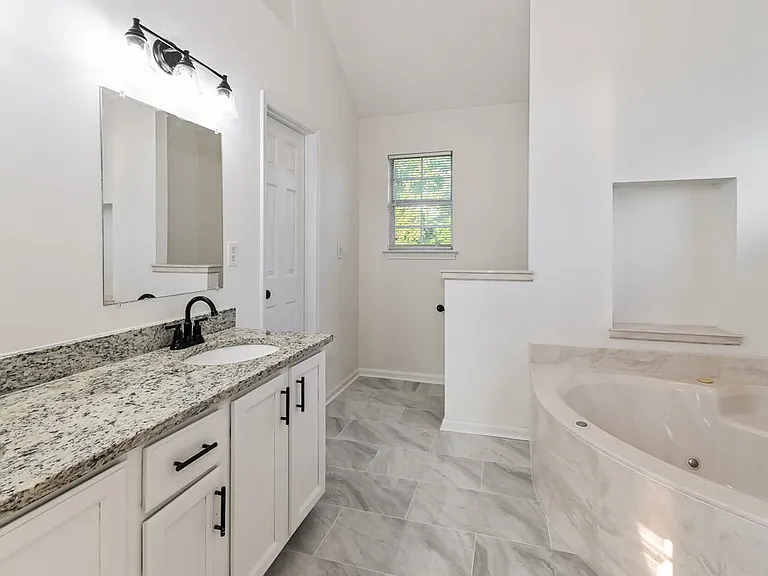 7159 Creekside Dr — Photo 11