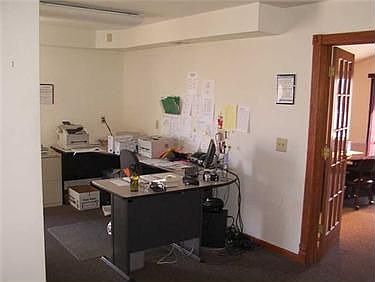 5th image of 1415 W 38th St