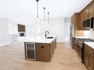 W389N7108 Pennsylvania St, Oconomowoc, WI 53066