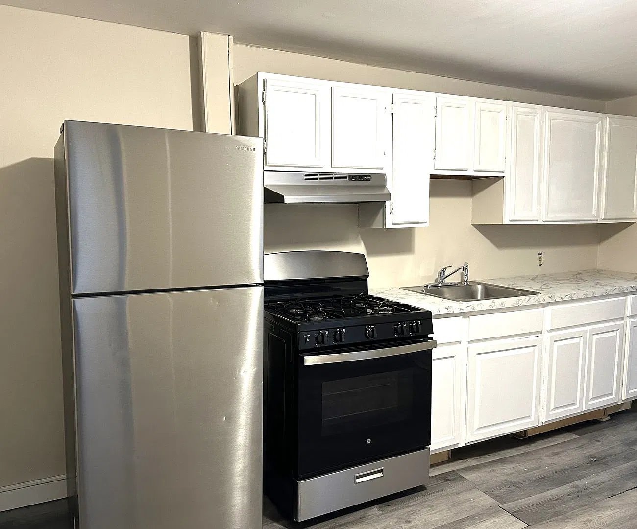 Highland Ave 425 — Photo 1
