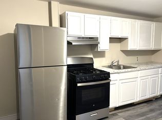 Highland Ave 425, Chester, PA 19013