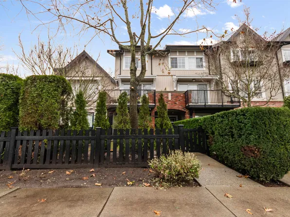 2450 161a St #173, Surrey, BC V3Z 8K4