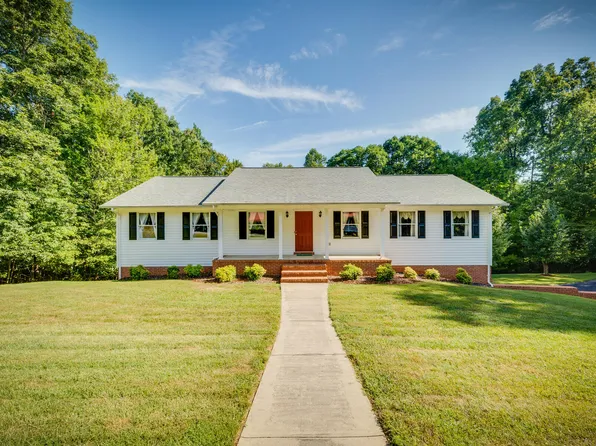 500 Doe Meadow Ct, Church Hill, TN 37642