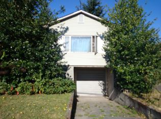 3239 38th Ave SW, Seattle, WA 98126