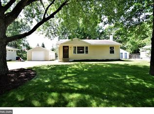 586 Emil Ave, Shoreview, MN 55126