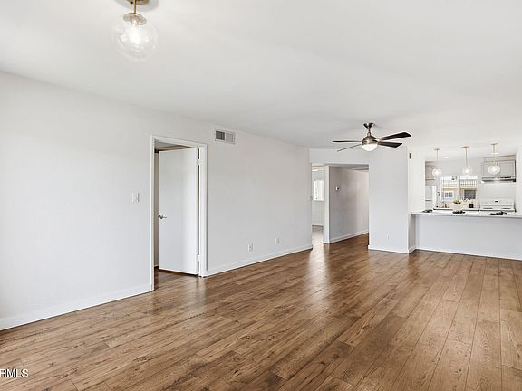 3rd image of 7436 E CHAPARRAL Road #B206