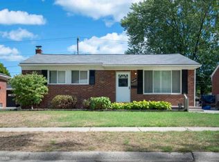 24494 Beck Ave, Eastpointe, MI 48021