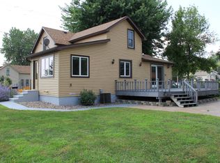 802 W River St, Arcadia, WI 54612