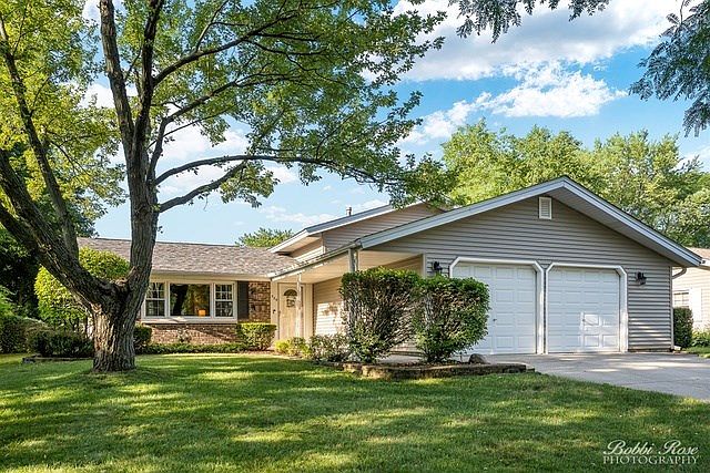 1st image of 529 Janine Ln