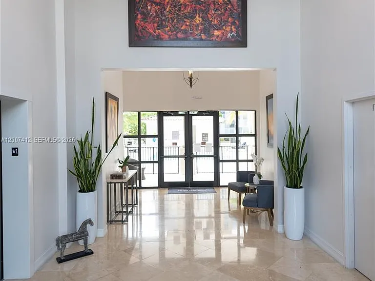 1650 Galiano St #Townhouse 14 — Photo 32