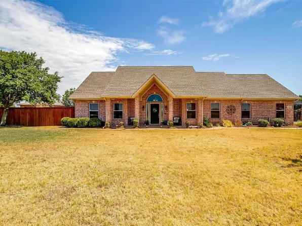 2509 Lakeshore Dr, Cleburne, TX 76033