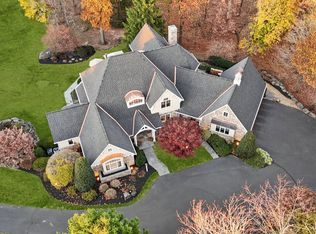 12 Old Cabin Rd, Newtown, PA 18940