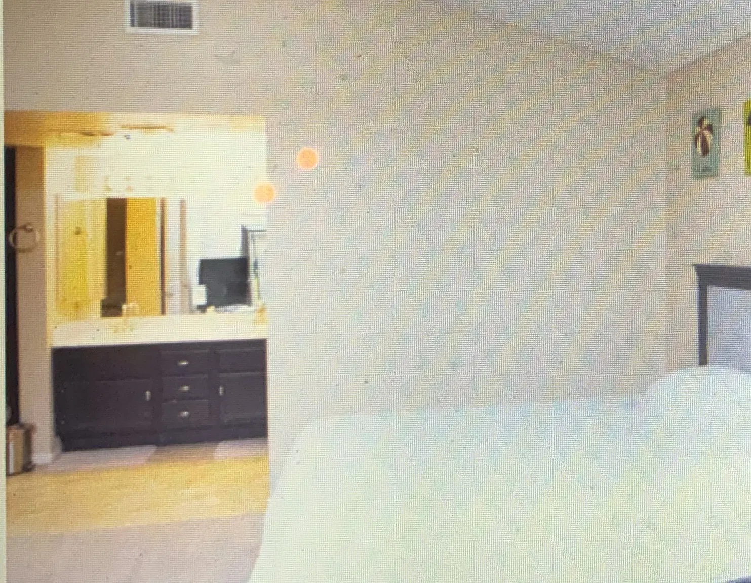 4 bed, 2089 sqft, $2,190 — Photo 4
