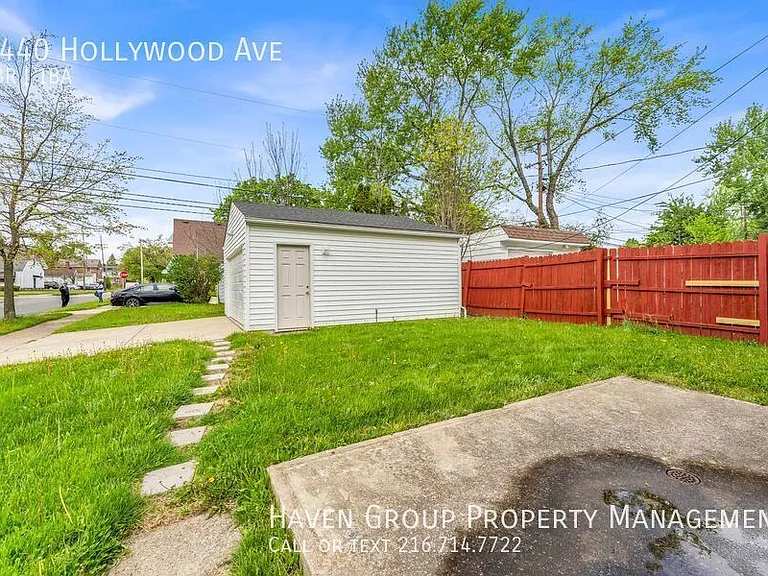 5440 Hollywood Ave — Photo 25