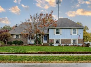 500 S Aspen Dr, Raymore, MO 64083