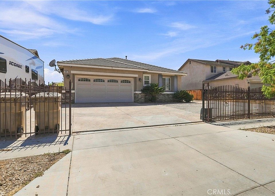 1st image of 13817 Coolidge Way