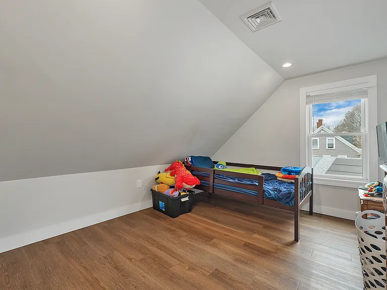 41-43 Franklin St #41 — Photo 18