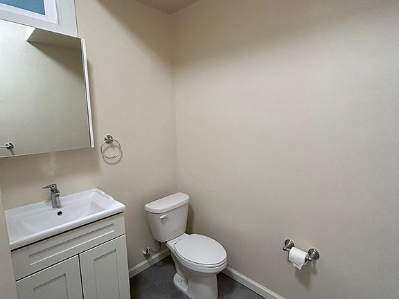 3rd image of 27 Saint Louis Aly APT 10