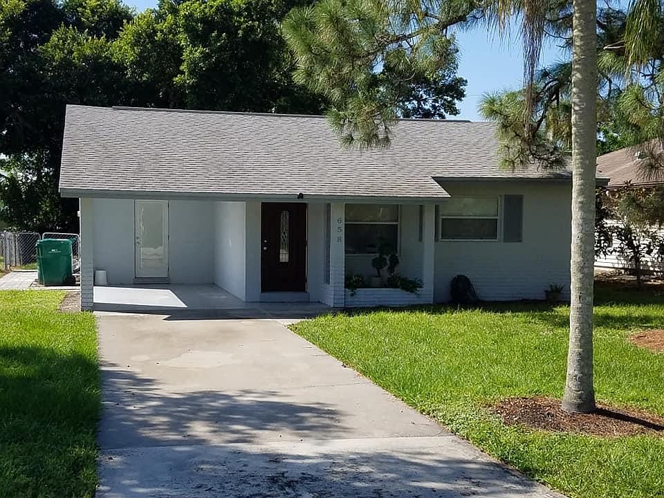 1st image of 658 105th Ave N