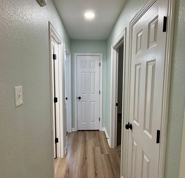 309 Catherine St — Photo 18