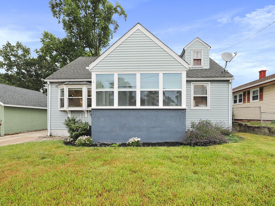 1st image of 4 S Woodland Ave