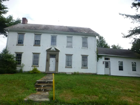 424 Niantic Rd, Barto, PA 19504