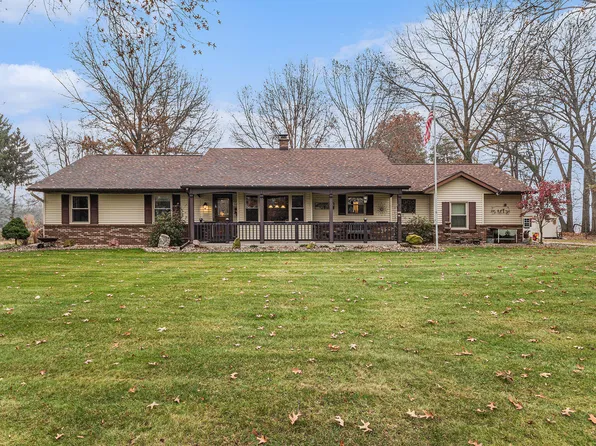 56229 Woodridge Rd, Three Rivers, MI 49093