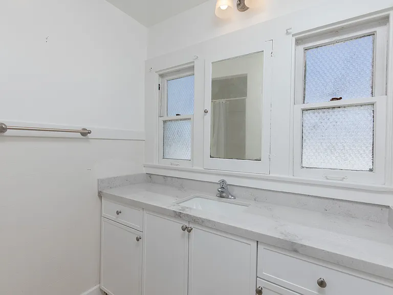 955 D Ave — Photo 22