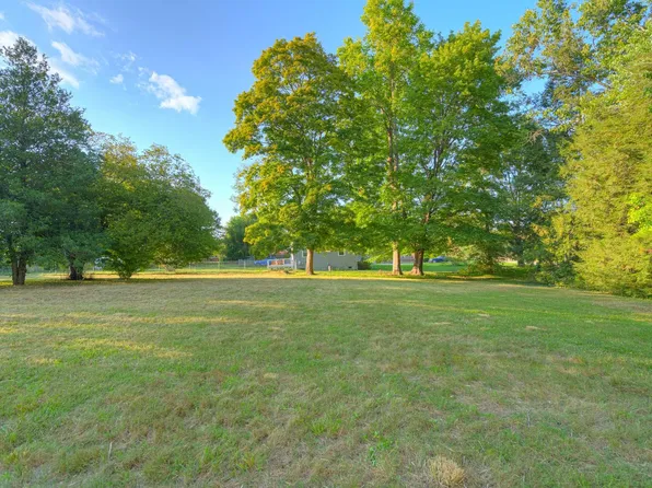 1200 Draper Rd SW, Blacksburg, VA 24060