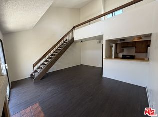 8221 Langdon Ave UNIT 204, Van Nuys, CA 91406