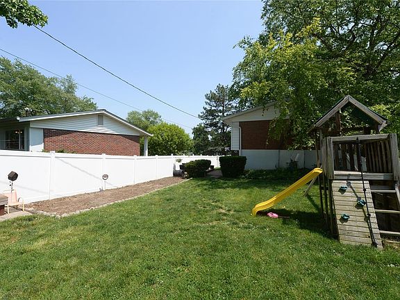 5th image of 11141 Patrina Ct