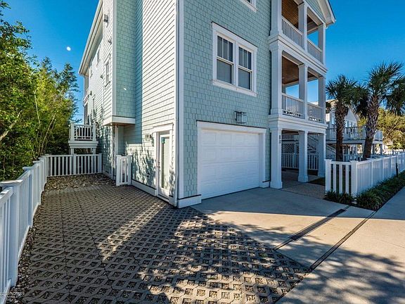 3rd image of 8 W Greensboro Street #B