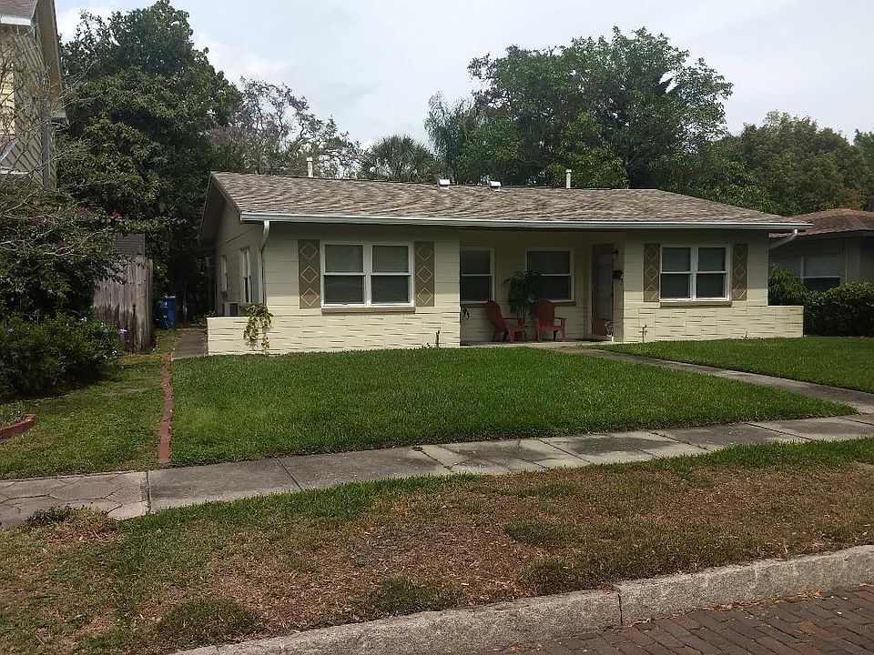 1st image of 121 15th Ave N