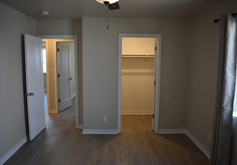 524 Janell Ct — Photo 18