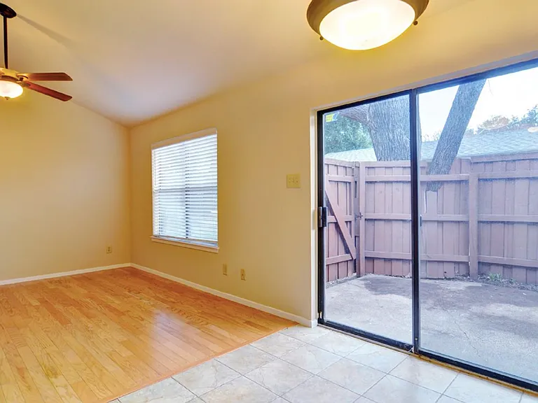 5700 Cedar Creek Dr — Photo 6
