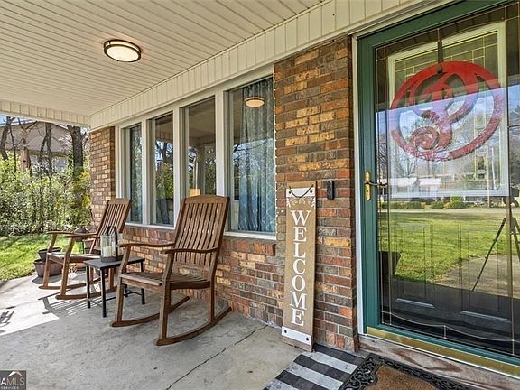 3rd image of 503 Peters St