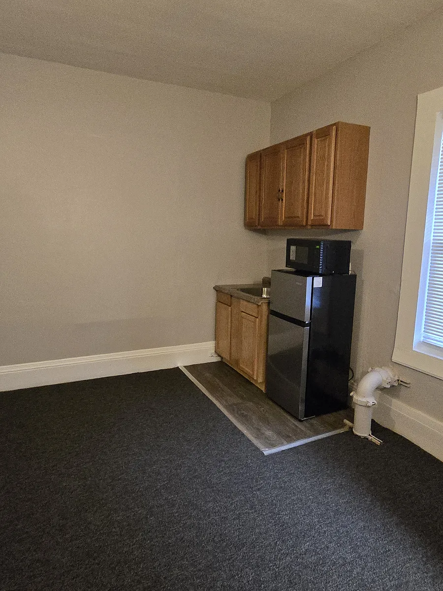 Building Photo - 62 Spear St #6