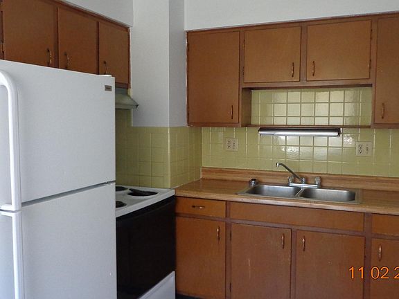 4th image of 712 Cedar Dr APT 14