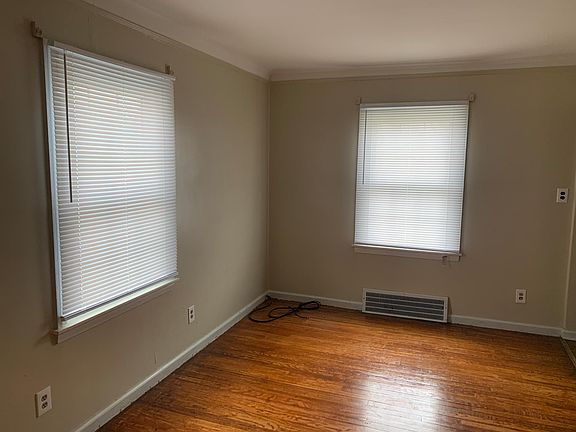 2nd image of 19405 Kingsville St