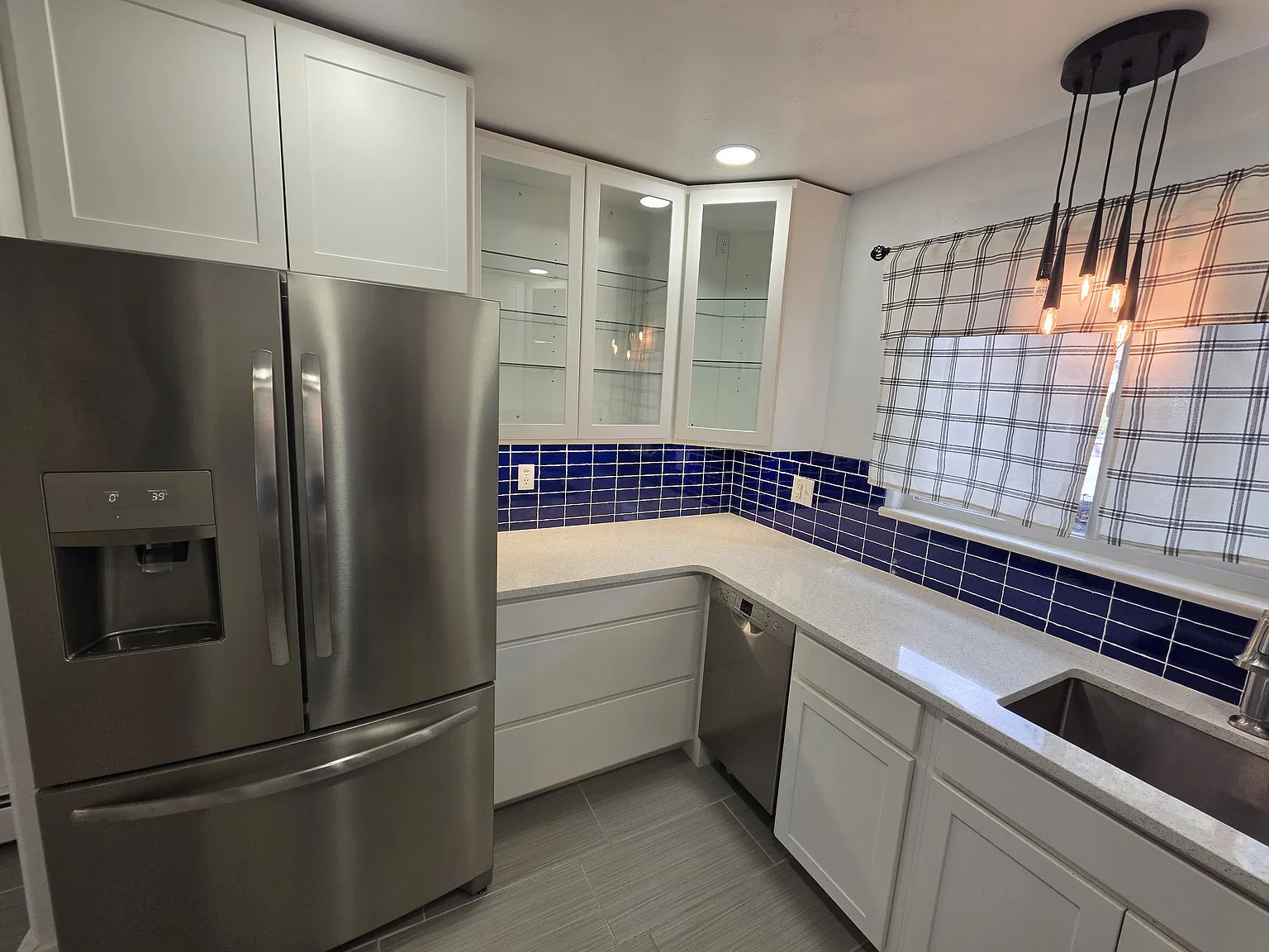 373 Ridges Blvd — Photo 4