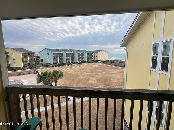 2nd image of 918 N New River Drive #237