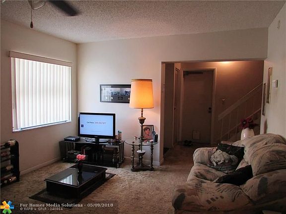 2nd image of 8374 N Missionwood Cir