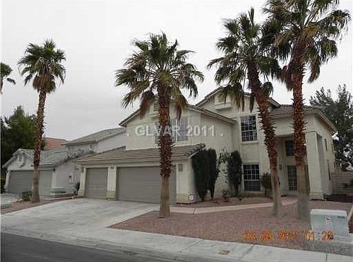 2nd image of 2512 Goldenmoon St
